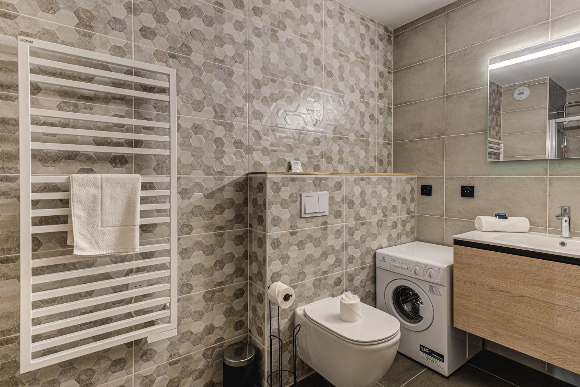 White Pearl A05 Modern Apartment Chamonix Alpes Travel Sleeps 4 To 6 Extérieur photo